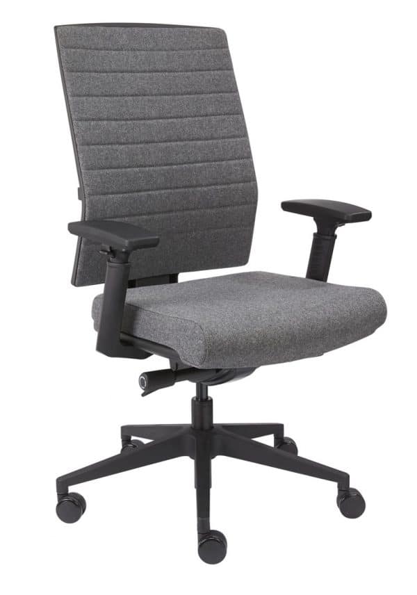 Grijze bureaustoel Model 1998S van wolvilt met een zwarte kruisvoet met wielen.