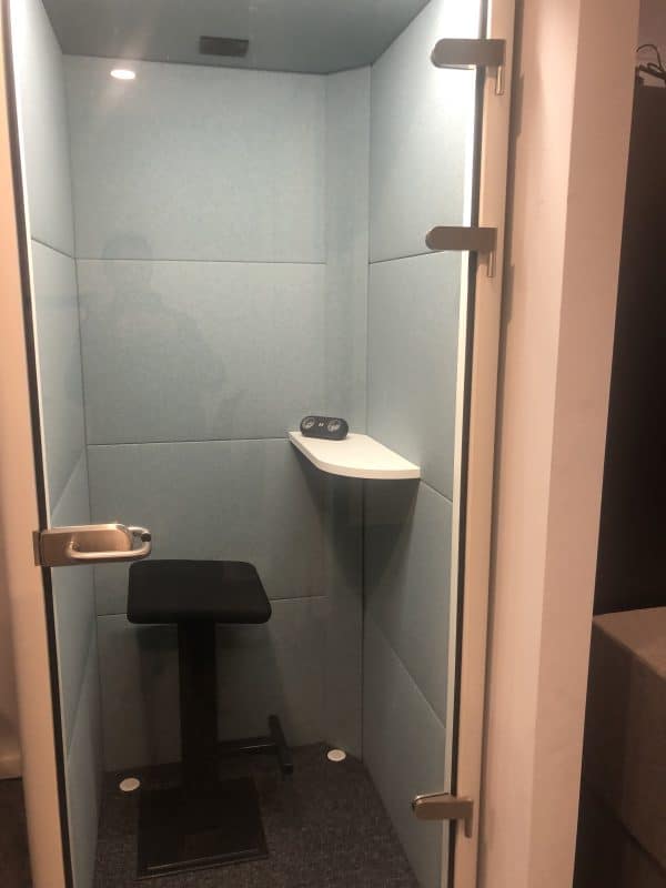 Gebruikte telefooncel kantoor 02