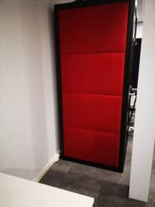 Akoestische telefooncel