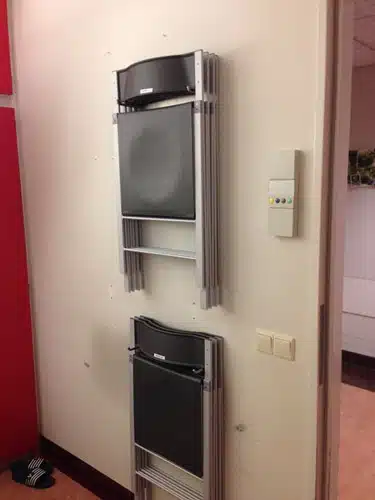 Wandbeugel voor klapstoelen