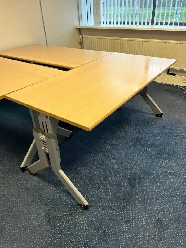 Gebruikt Kembo slingerbureau | 160x80cm - Afbeelding 5
