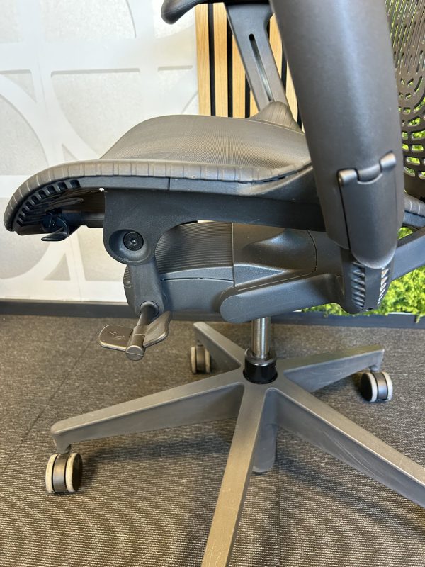 Gebruikte bureaustoel Herman Miller Mirra 2 - Afbeelding 7