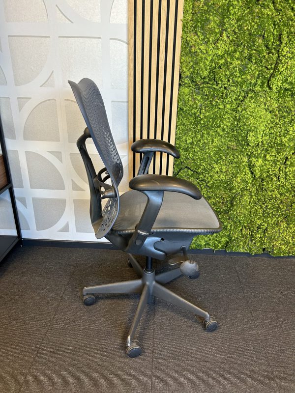Gebruikte bureaustoel Herman Miller Mirra 1 | 001 - Afbeelding 3