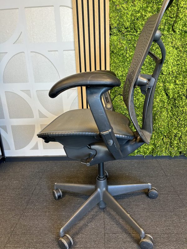 Gebruikte bureaustoel Herman Miller Mirra 1 | 004 - Afbeelding 6
