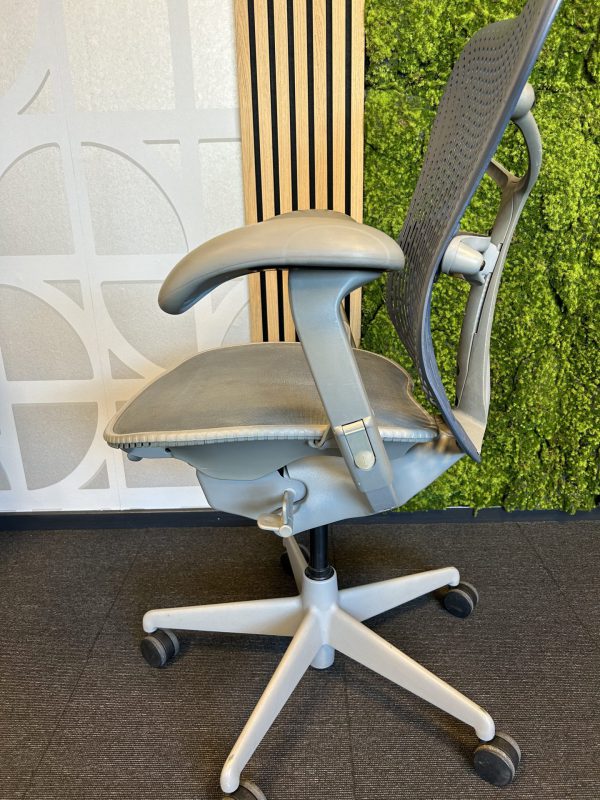 Gebruikte bureaustoel Herman Miller Mirra 1 | 003 - Afbeelding 6
