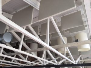 Akoestisch plafond paneel | Baffle rondom gestoffeerd