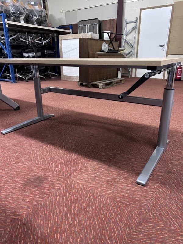 Gebruikt slinger verstelbaar bureau 160x80cm | G001 - Afbeelding 2