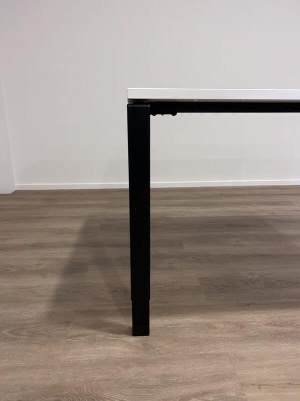 Gebruikt bureau 160x80cm Q-bic - Afbeelding 4