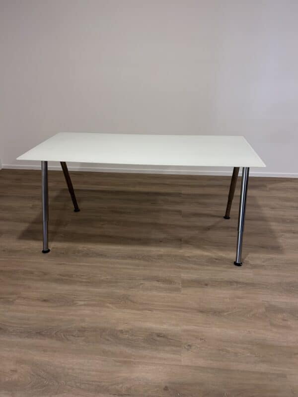 Gebruikte bureau IKEA Galant met glas - Afbeelding 2