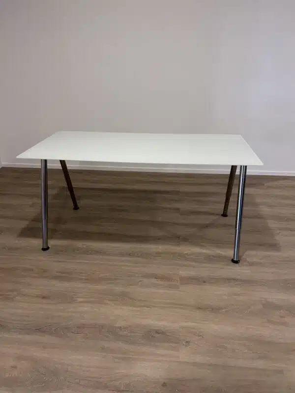 Gebruikte bureau IKEA Galant met glas - Afbeelding 2