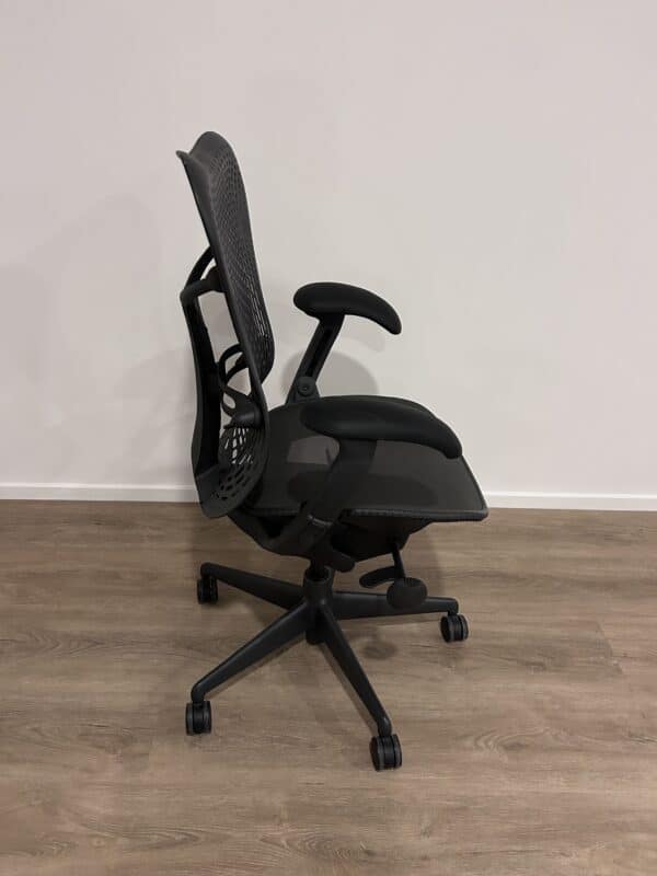 Gebruikte bureaustoel Herman Miller Mirra 1 - Afbeelding 3