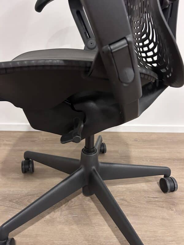 Gebruikte bureaustoel Herman Miller Mirra 1 - Afbeelding 7