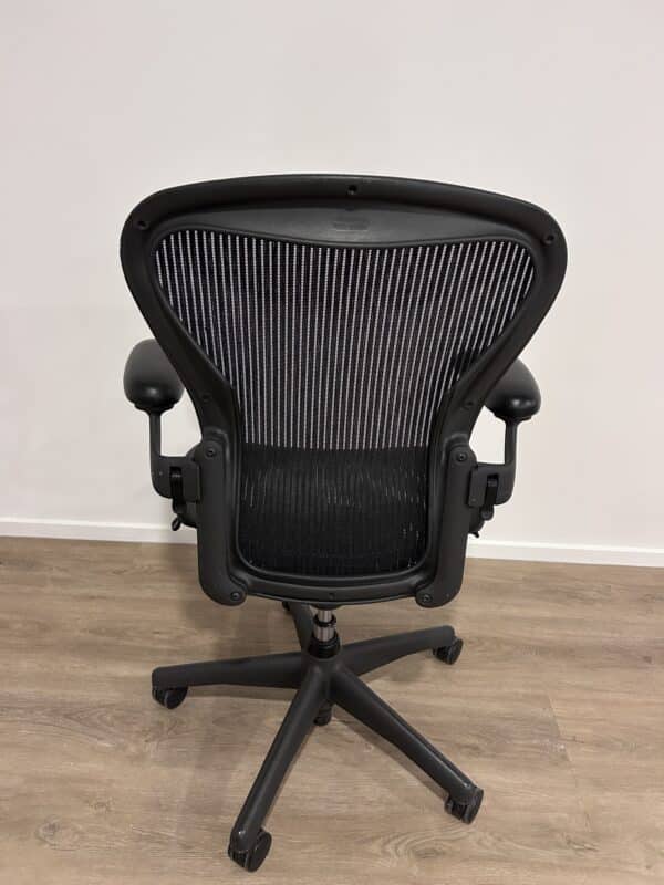 Gebruikte bureaustoel Herman Miller Aeron type B - Afbeelding 4