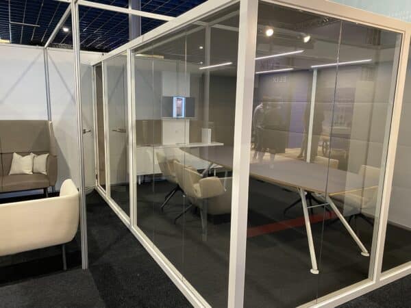 Vergadercabine 450x320cm Lightbox | Demo Model - Afbeelding 2