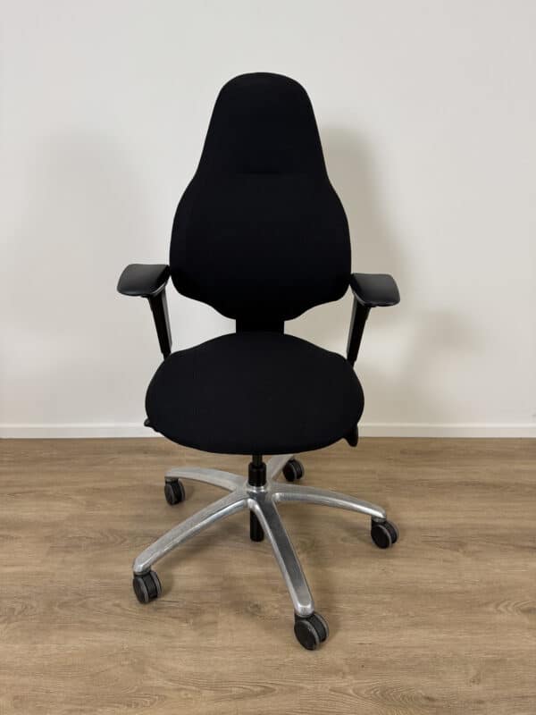 Gebruikte bureaustoel RH Mereo 220 Black Edition voorkant