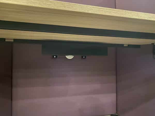 SHOWROOMMODEL 3 persoons akoestische werkplek V-shape - Afbeelding 7
