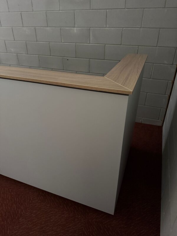 Gebruikte receptiebalie Domino - Afbeelding 2