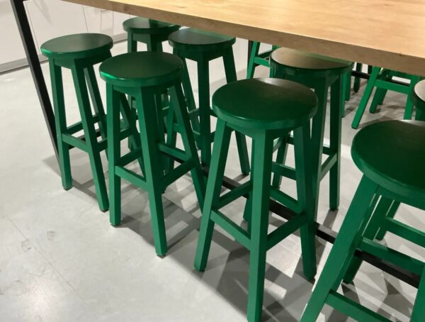 Gebruikte groene barkrukken