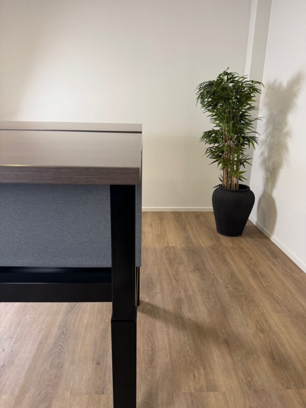 Gebruikt elektrisch duo bureau 160x80cm - Afbeelding 4