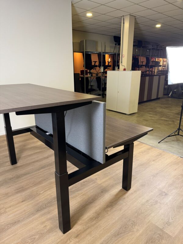 Gebruikt elektrisch duo bureau 160x80cm - Afbeelding 9