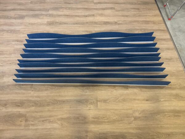 Tweedehands akoestisch plafondpaneel 240x300cm Feltouch Plativity Baffle | Model Wave - Afbeelding 5