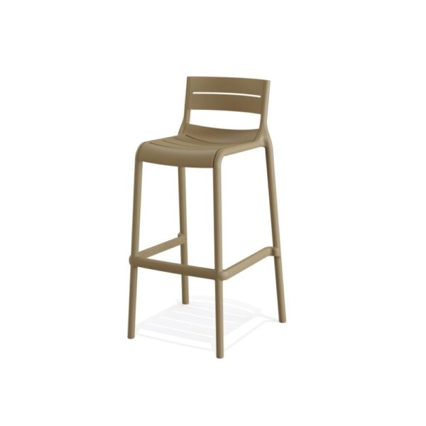Barkruk 171 kunststof in beige met een lage rugleuning.