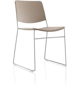 Beige kunststof zaalstoel. 