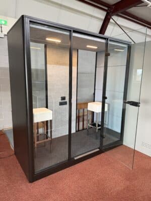 Zwarte tweedehands geluidsdichte cabine Apod X Large